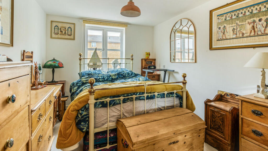 Additional property image - Harriet Place, Shoreham-By-Sea, BN43 5PG