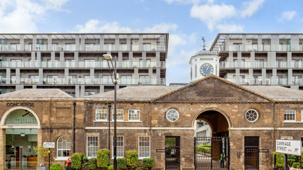 Main image of property: East Carriage House, Royal Carriage Mews, Greenwich, SE18 6GG