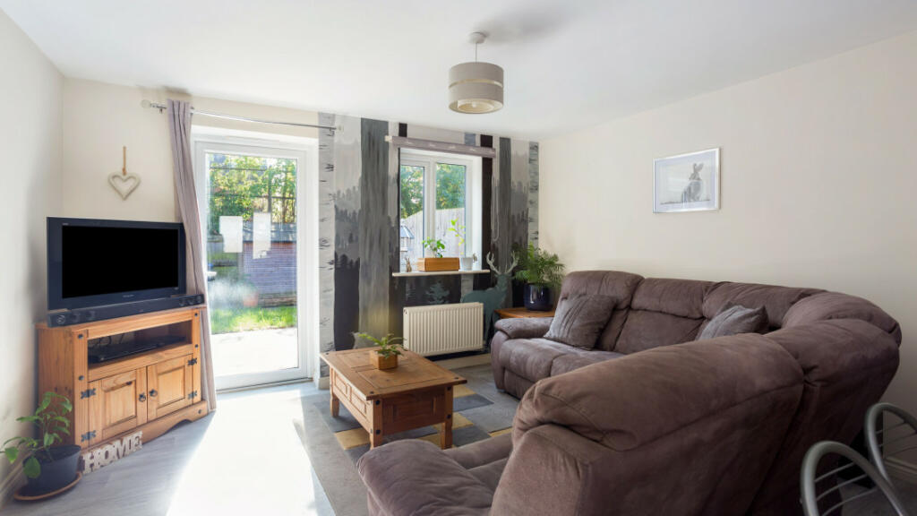 Additional property image - Russet Way, B50 4QN