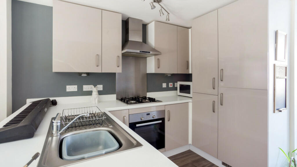Additional property image - Russet Way, B50 4QN