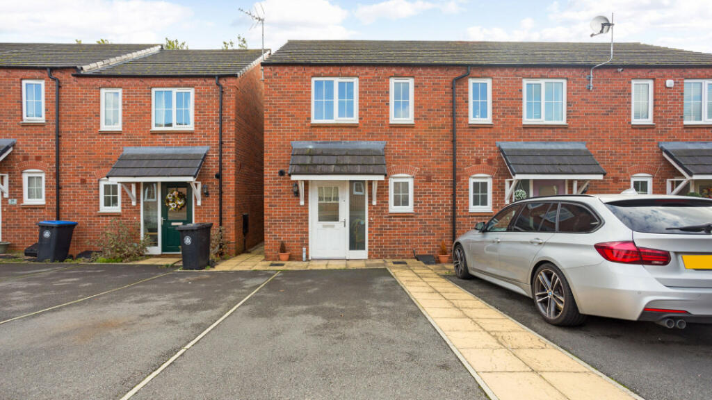 Additional property image - Russet Way, B50 4QN