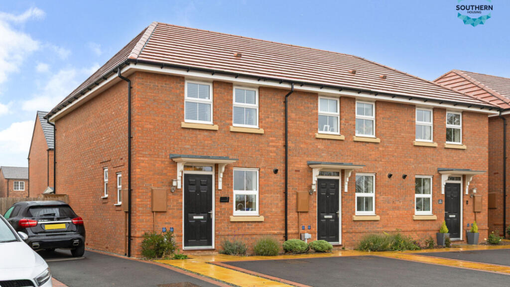 Main image of property: 7 Palomino Close, Nuneaton, Warwickshire, CV11 7BD