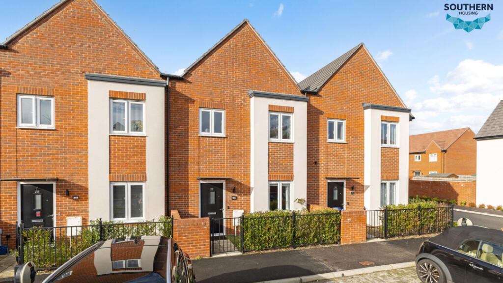 Main image of property: 26 Canada Avenue, Farnborough, GU14 0FJ