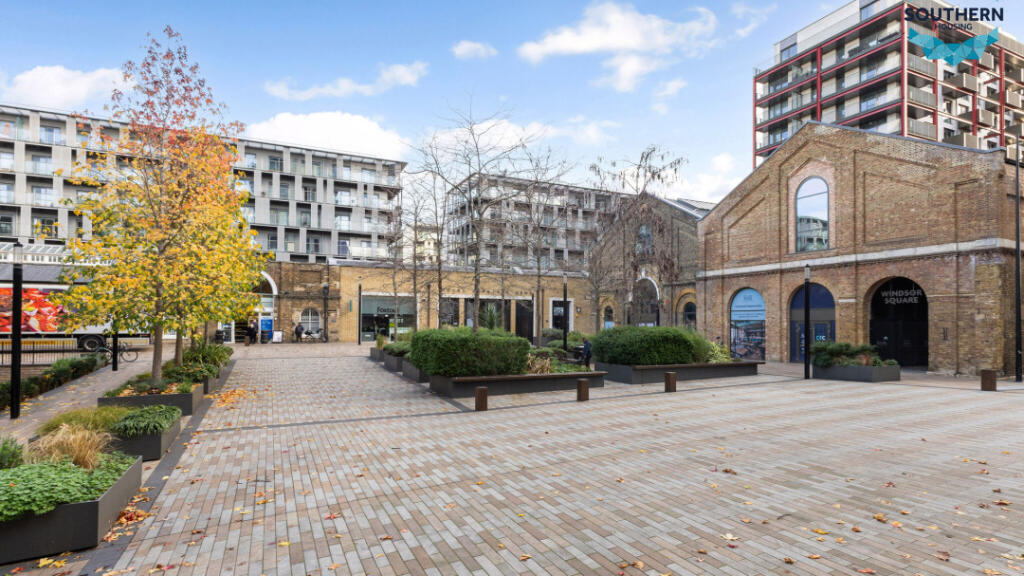 Main image of property: Royal Carriage Mews, Woolwich, SE18 6GJ