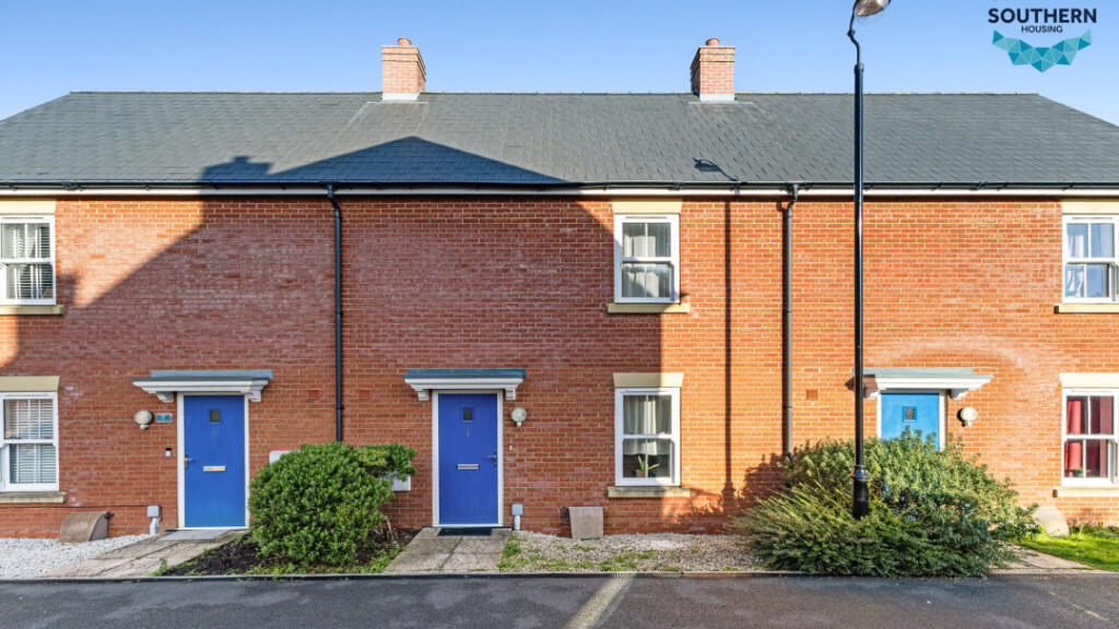 Main image of property: 9 Sturgess Way, Roade, Northamptonshire, NN7 2PZ