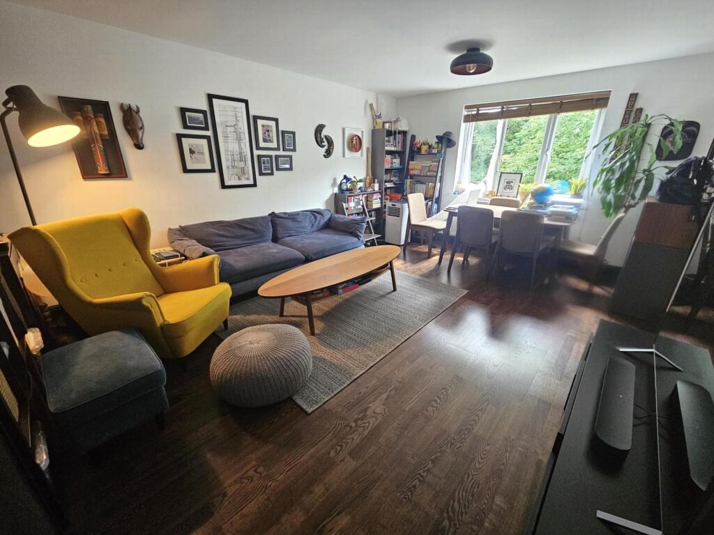 Main image of property: Farm House Court, Bunns Lane, Mill Hill, NW7