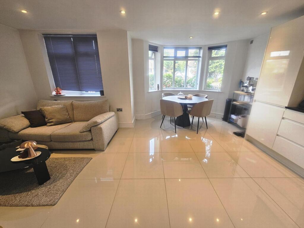 Main image of property: Watford Way, Mill Hill, NW7