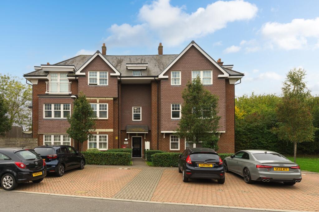 Main image of property: Palmerstone Court, Rosebery Place, Mill Hill, NW7