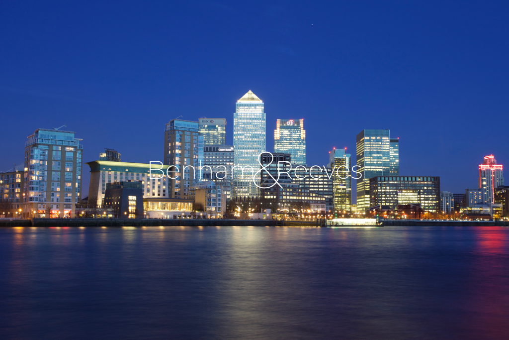 Main image of property: Marsh Wall, London, E14