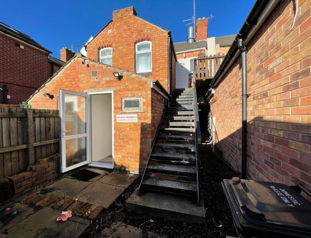 Commercial property for sale in Blaby Road, South Wigston, Leicester