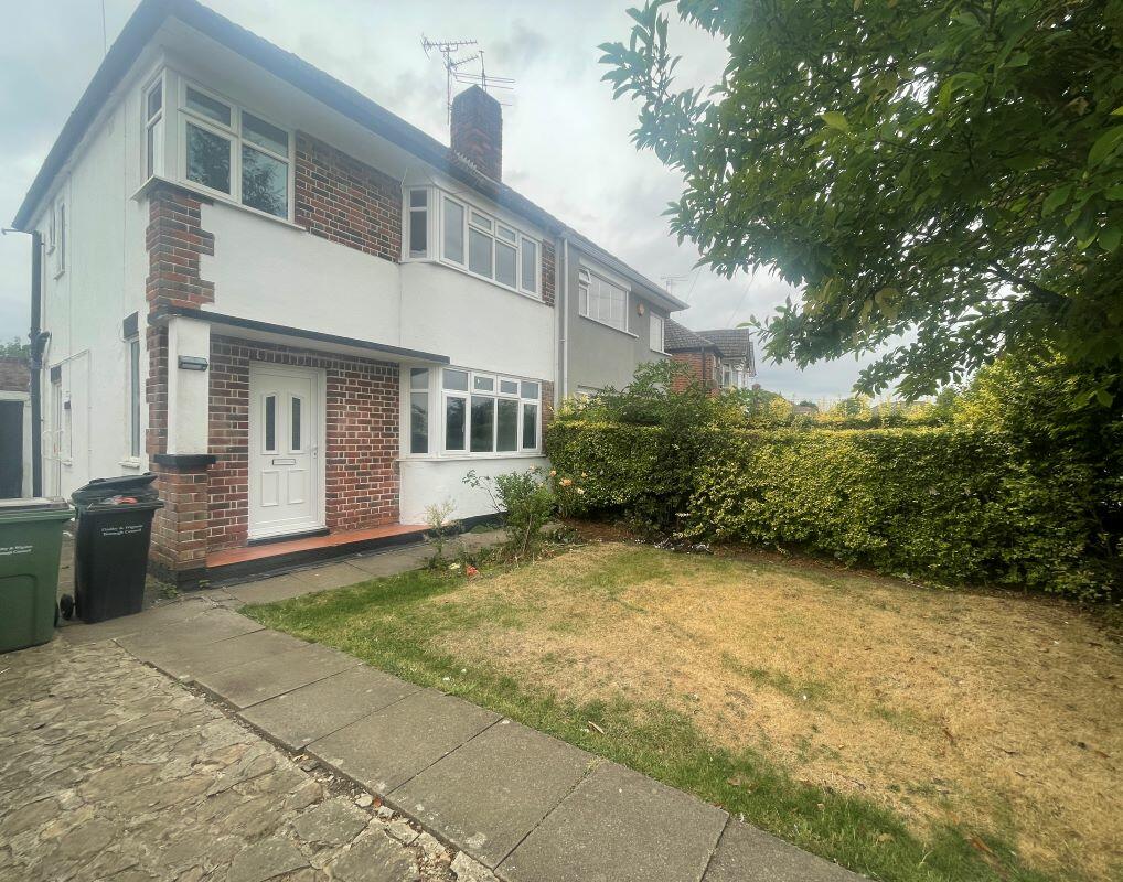 3 bedroom semidetached house for sale in 322 Leicester Road, Wigston