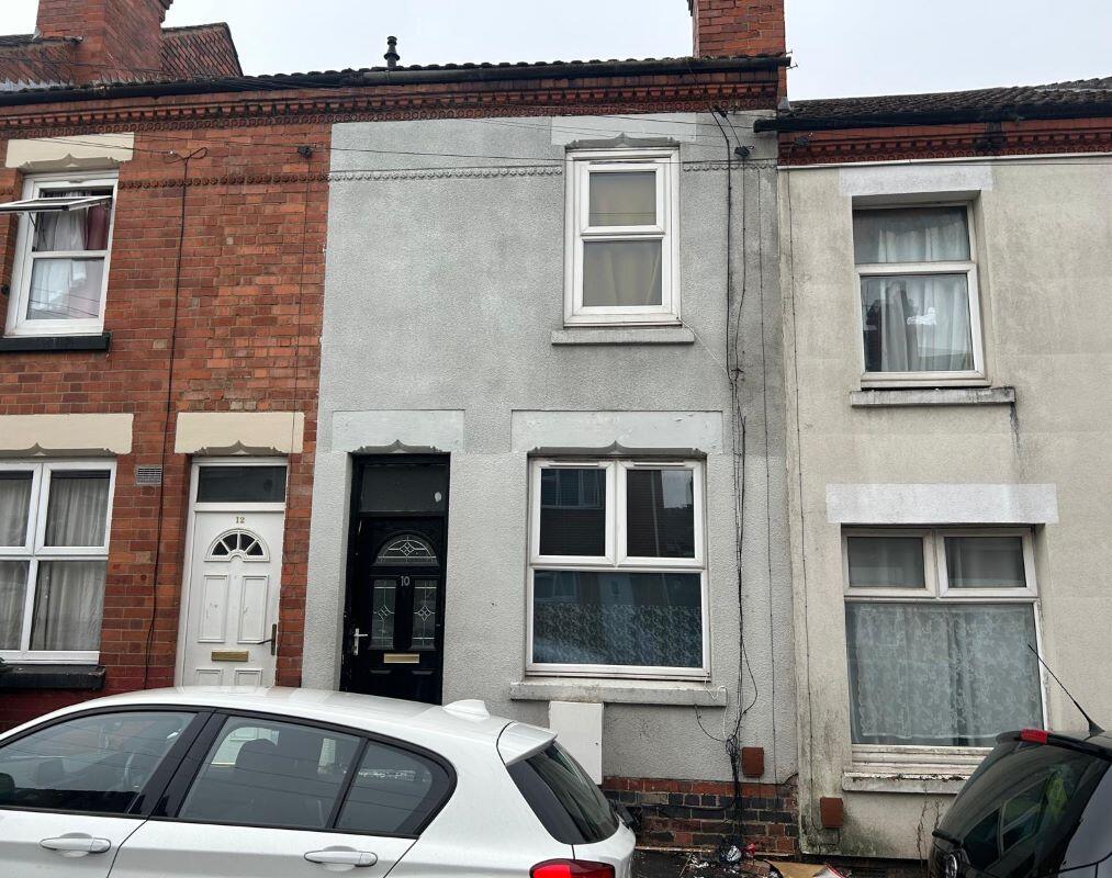 Main image of property: 10 Leopold Road, Coventry, CV1 5BL