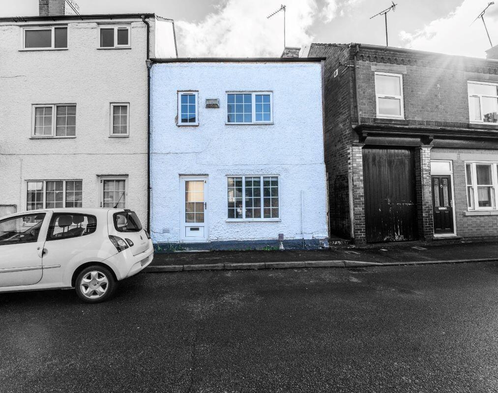Main image of property: 4 Hall Croft, Shepshed, Leicestershire, LE12 9AN