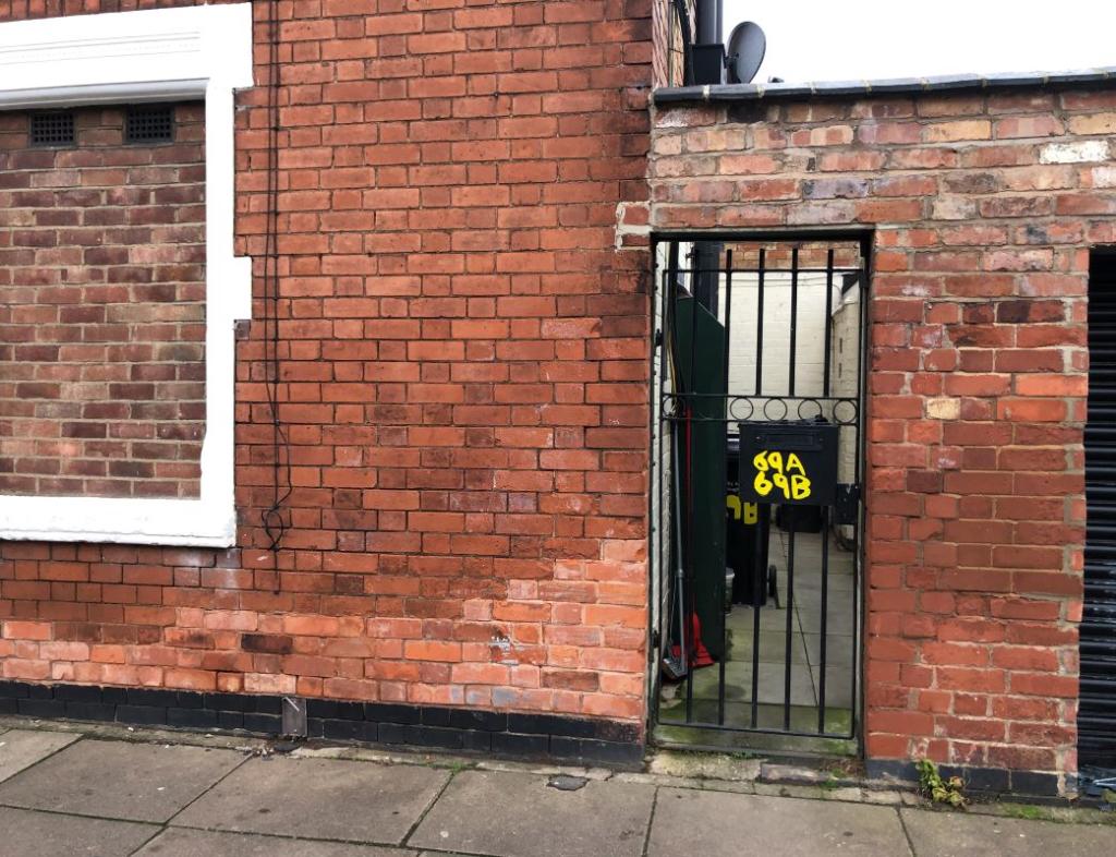 2 bedroom mixed use property for sale in Blaby Road, South Wigston, Leicester, LE18 4PA, LE18