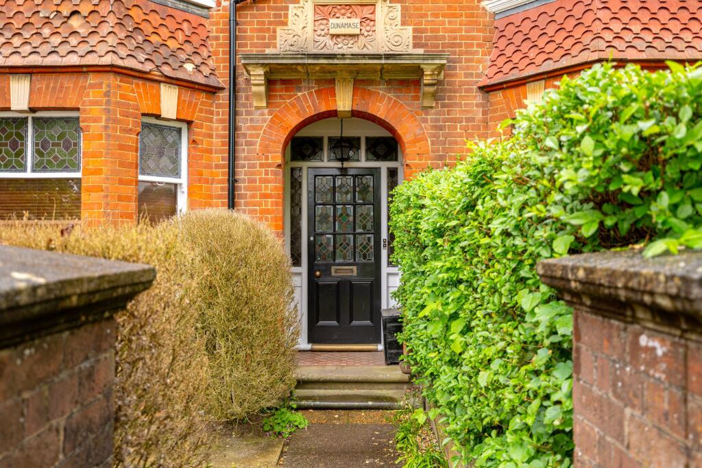 Main image of property: Hurst Road, Horsham, RH12