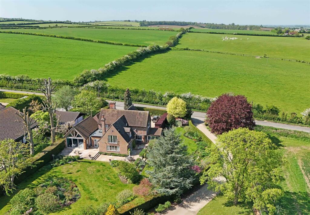 Main image of property: Chearsley Road, Long Crendon
