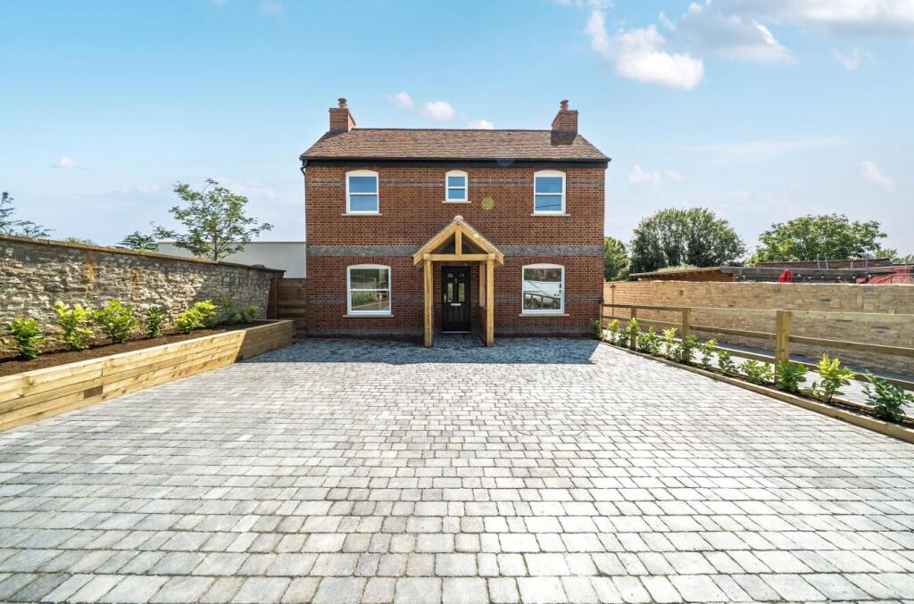 Main image of property: The Green, Chearsley, Buckinghamhsire