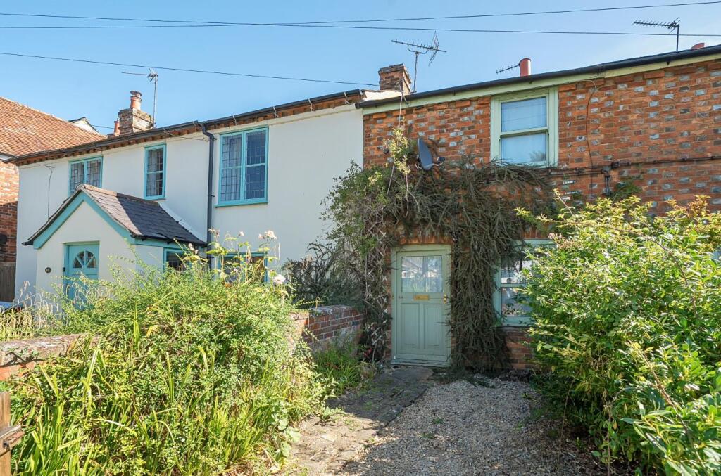 Main image of property: Park Street, Thame