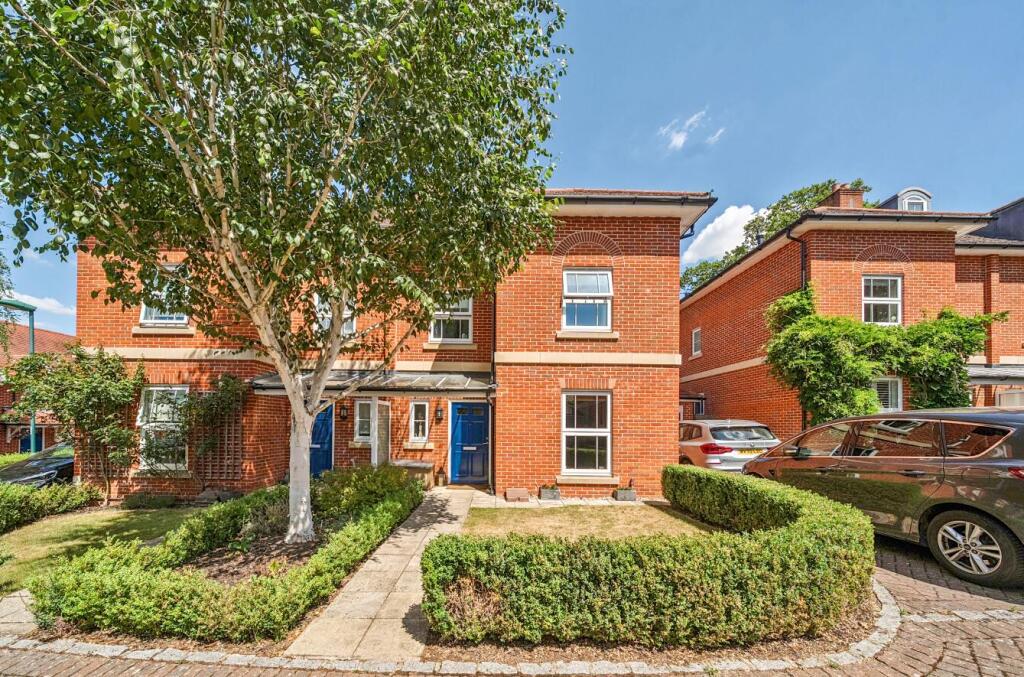 Main image of property: Thame, Oxfordshire