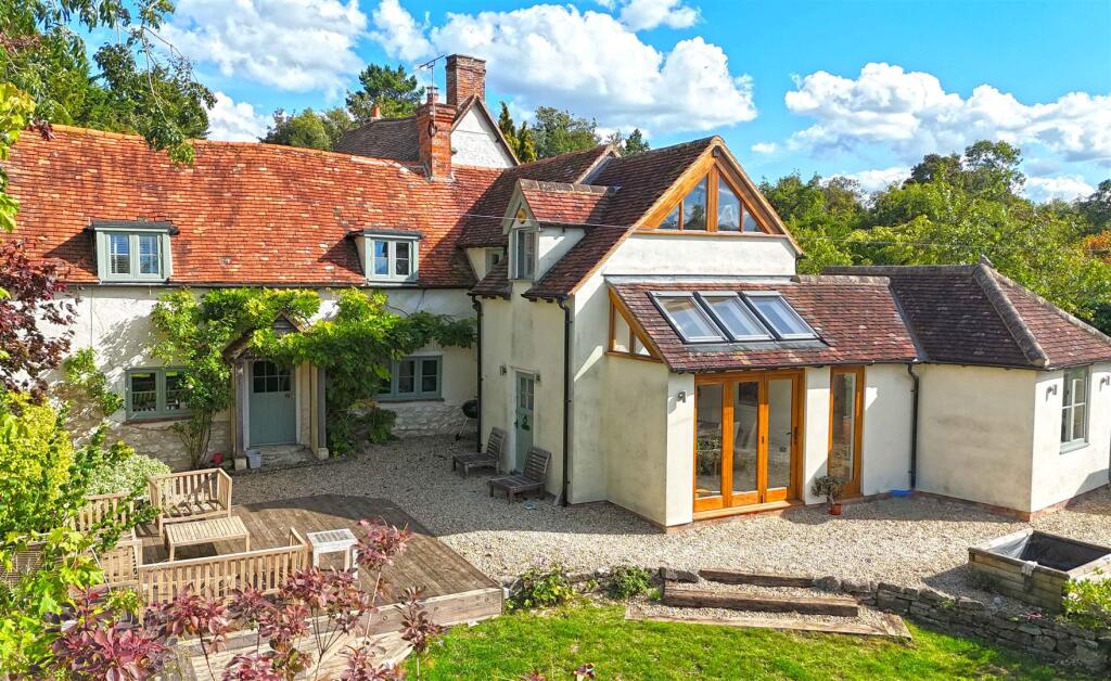 Main image of property: Long Crendon, Buckinghamshire