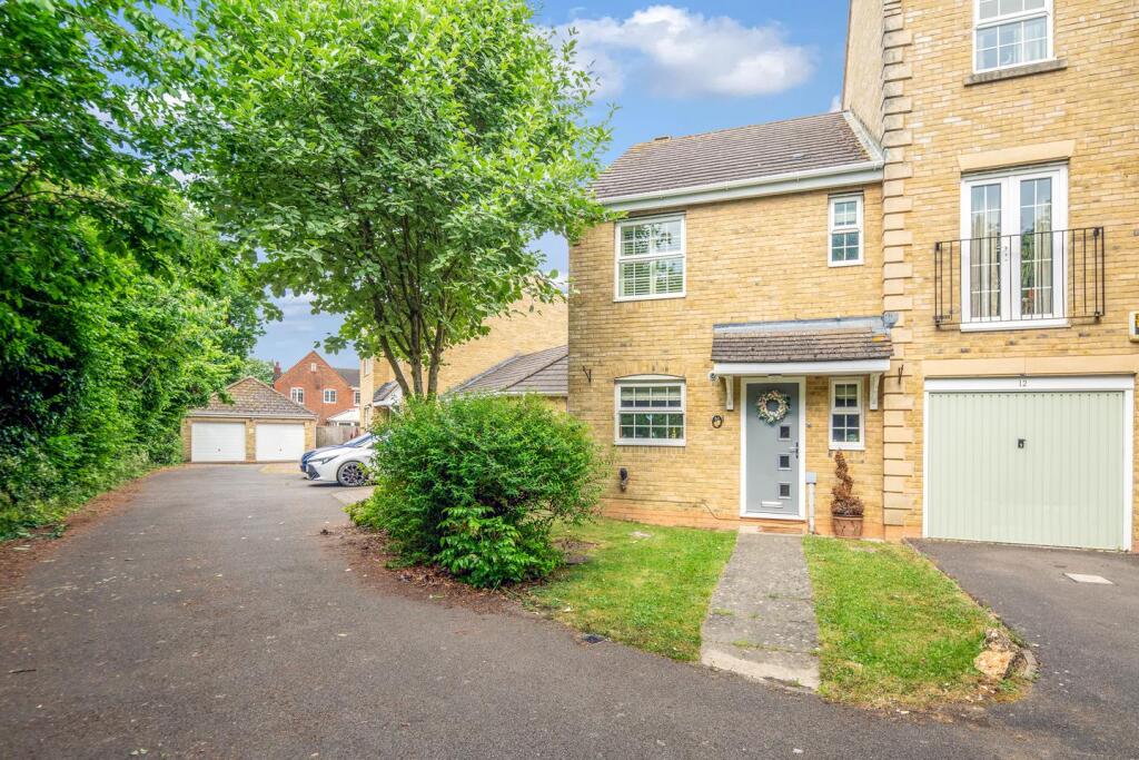 Main image of property: Stonecrop Leyes, Bicester