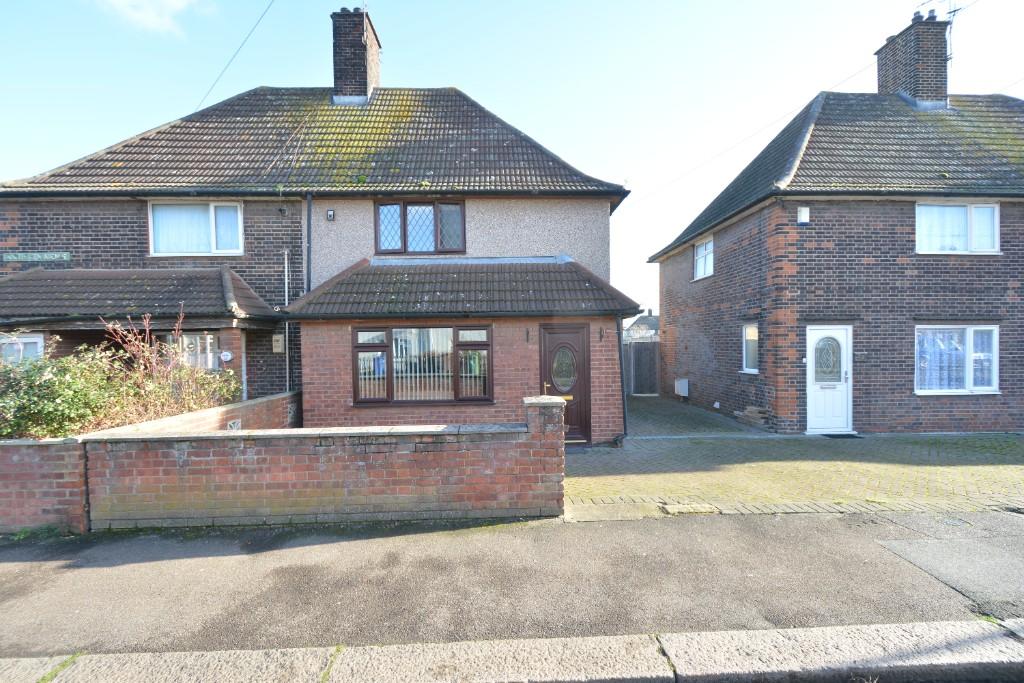 3 bedroom semidetached house for sale in Northview Avenue, Tilbury