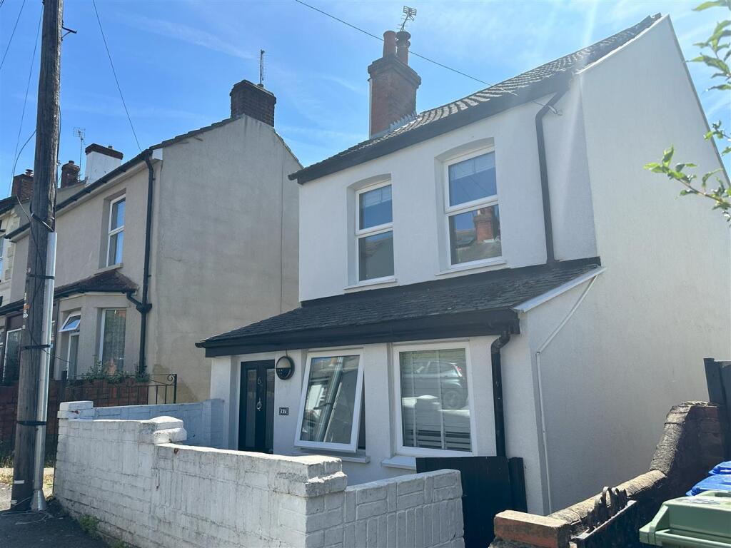 Main image of property: Waterloo Road, Aldershot