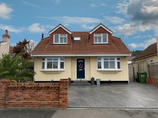 3 bedroom detached house for rent in Coleridge Road, Portsmouth, Hampshire, PO6