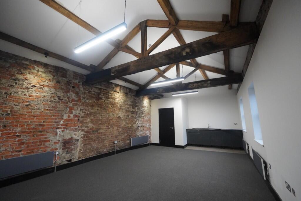 Main image of property: Elephant & Castle,Wakefield, WF1 1EW