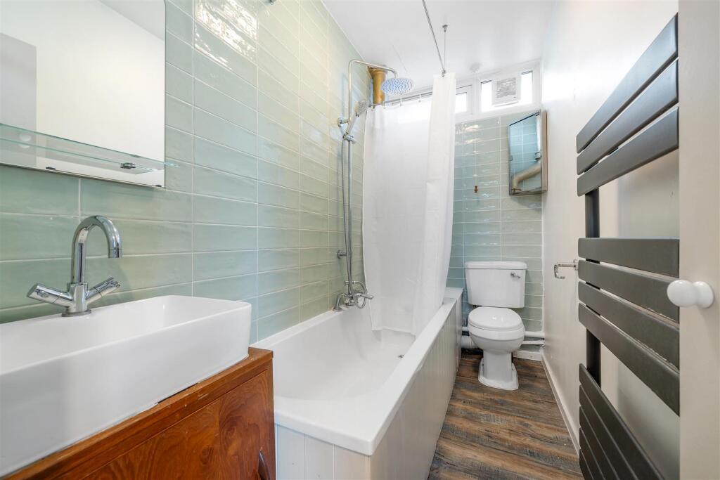 Main image of property: Kennoldes, Croxted Road, London, SE21