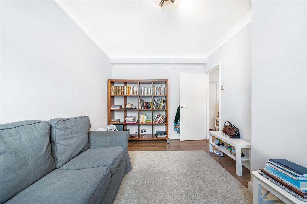 Main image of property: Cotswold Street, West Norwood, SE27