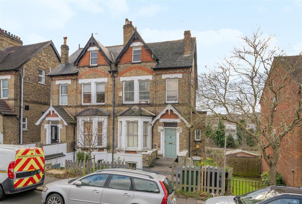 Main image of property: Auckland Hill, West Norwood, SE27