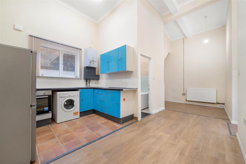 Main image of property: Dartford Street, London, SE17