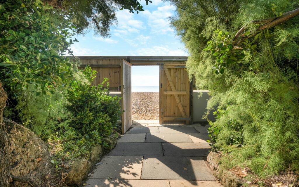 Additional property image - Seafield Road, East Preston, Littlehampton, West Sussex