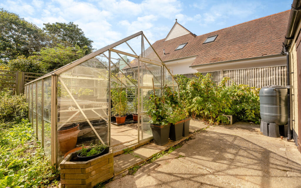 Additional property image - Seafield Road, East Preston, Littlehampton, West Sussex