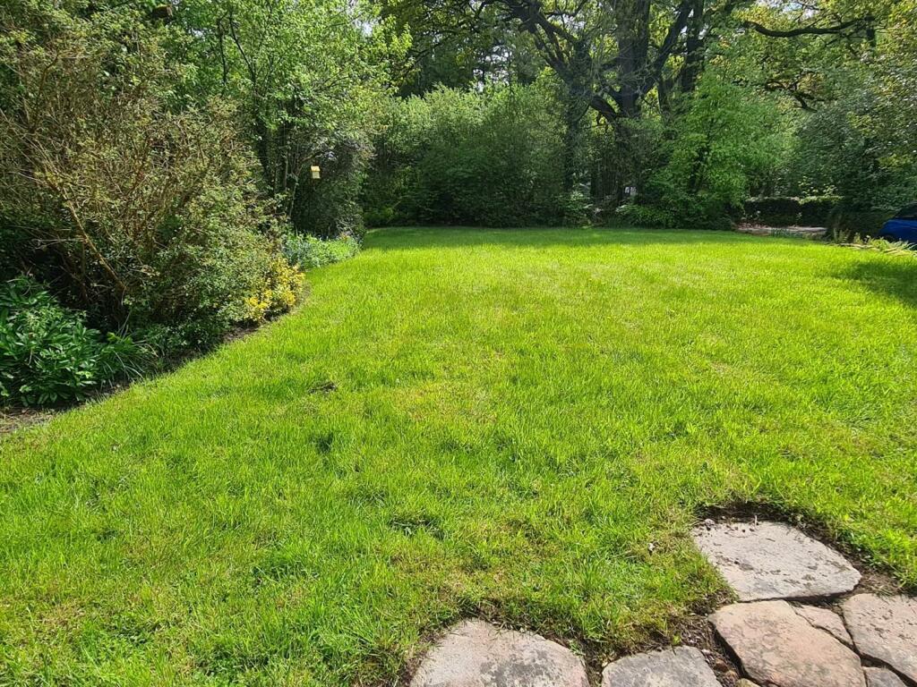 3 bedroom detached house for sale in Keepers Cottage, Farley Road