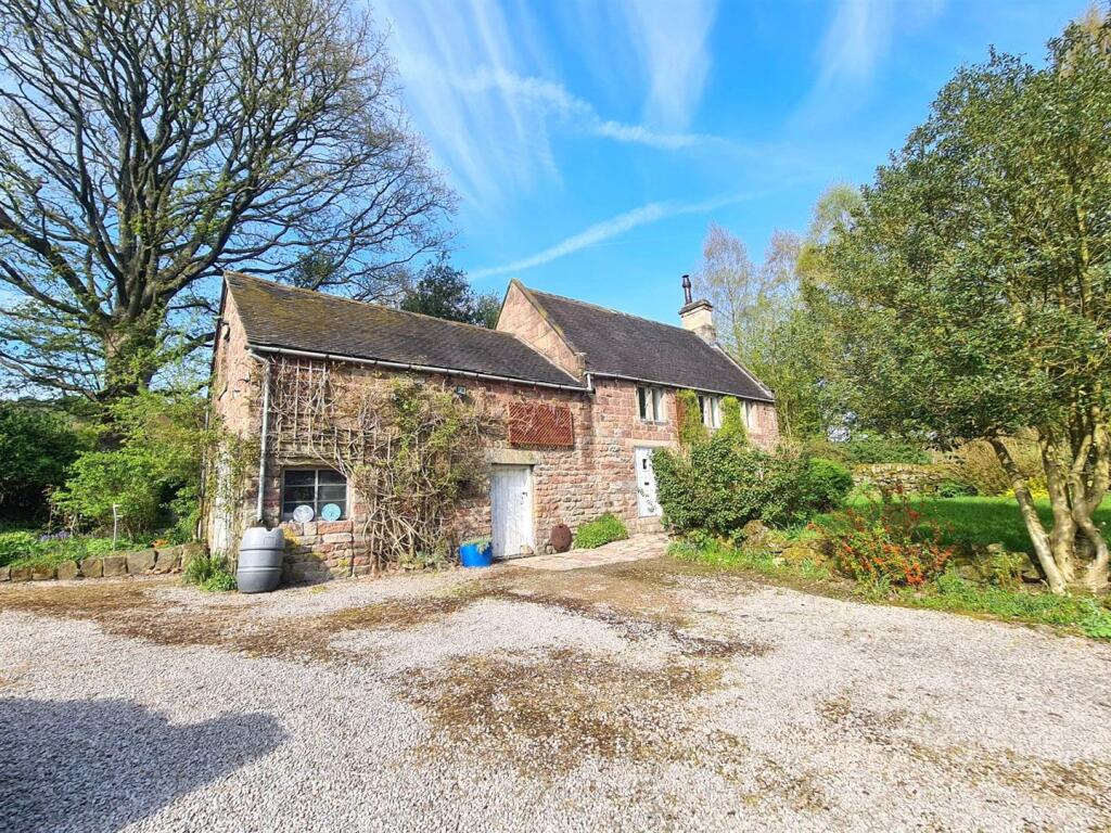 3 bedroom detached house for sale in Keepers Cottage, Farley Road