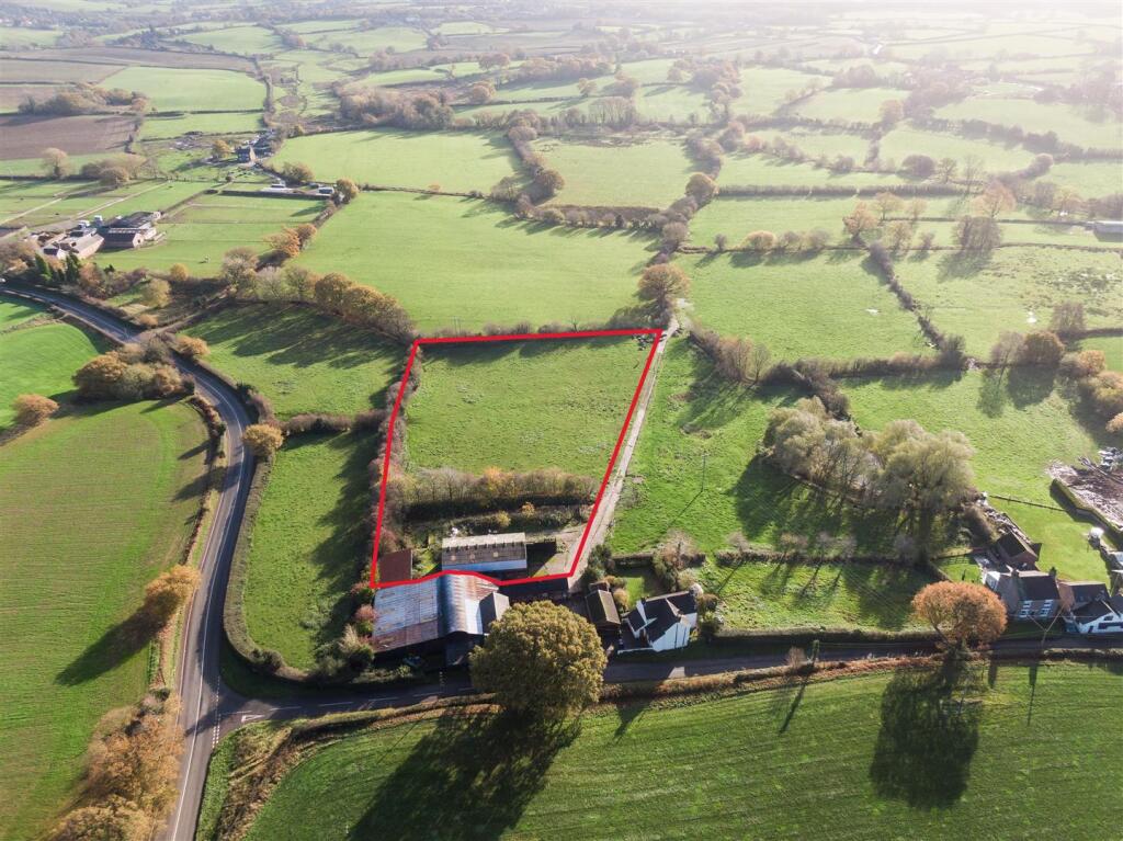 Main image of property: Carr House Farm, Carr Lane, Audley, Stoke-On-Trent