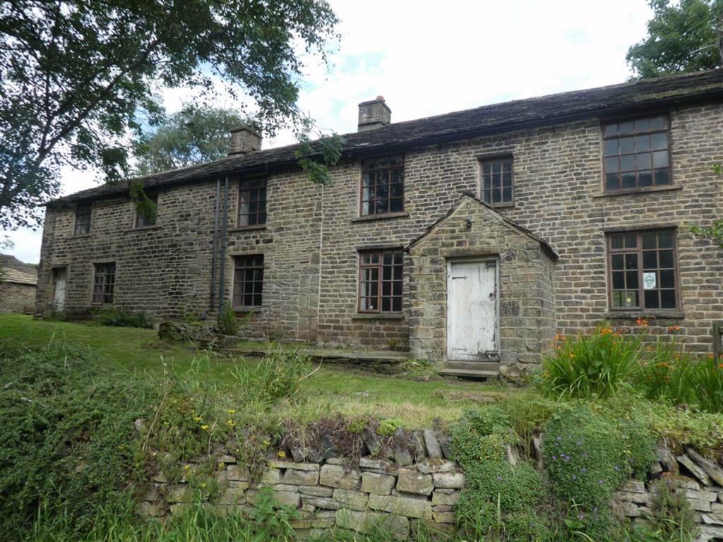 4 bedroom detached house for sale in Shepley Street, Glossop