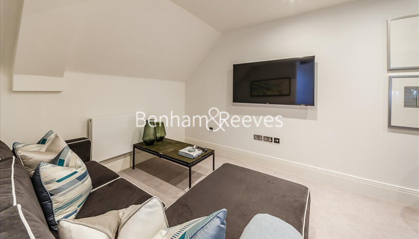 Main image of property: Palace Wharf, Hammersmith, W6