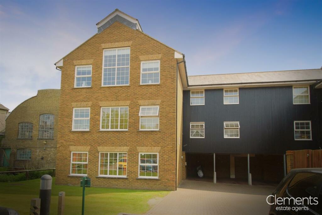 2 bedroom apartment for sale in Apsley, Hemel Hempstead HP3