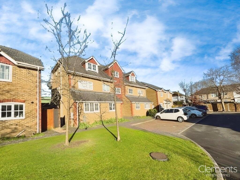 Main image of property: The Mallards, Hemel Hempstead