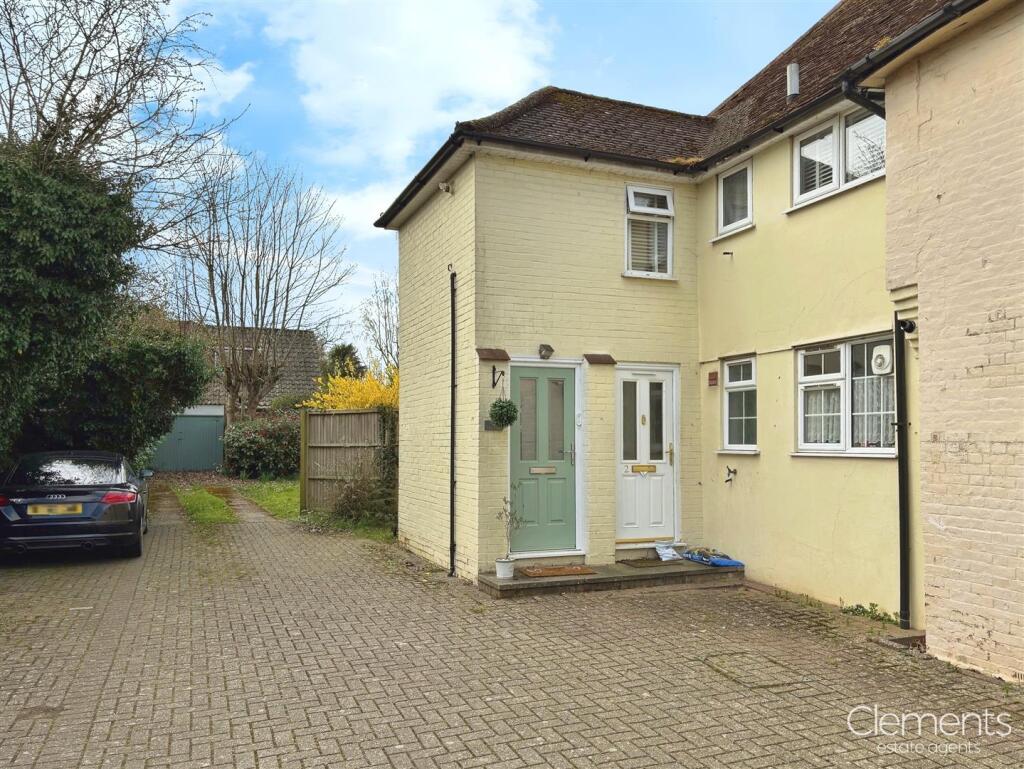 Main image of property: Bedmond Road, Hemel Hempstead