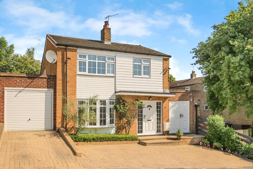 Main image of property: Uranus Road, Hemel Hempstead