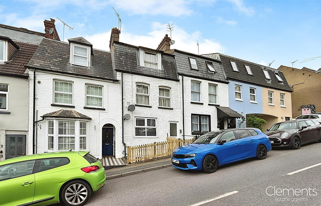 Main image of property: Glenview Road, Hemel Hempstead
