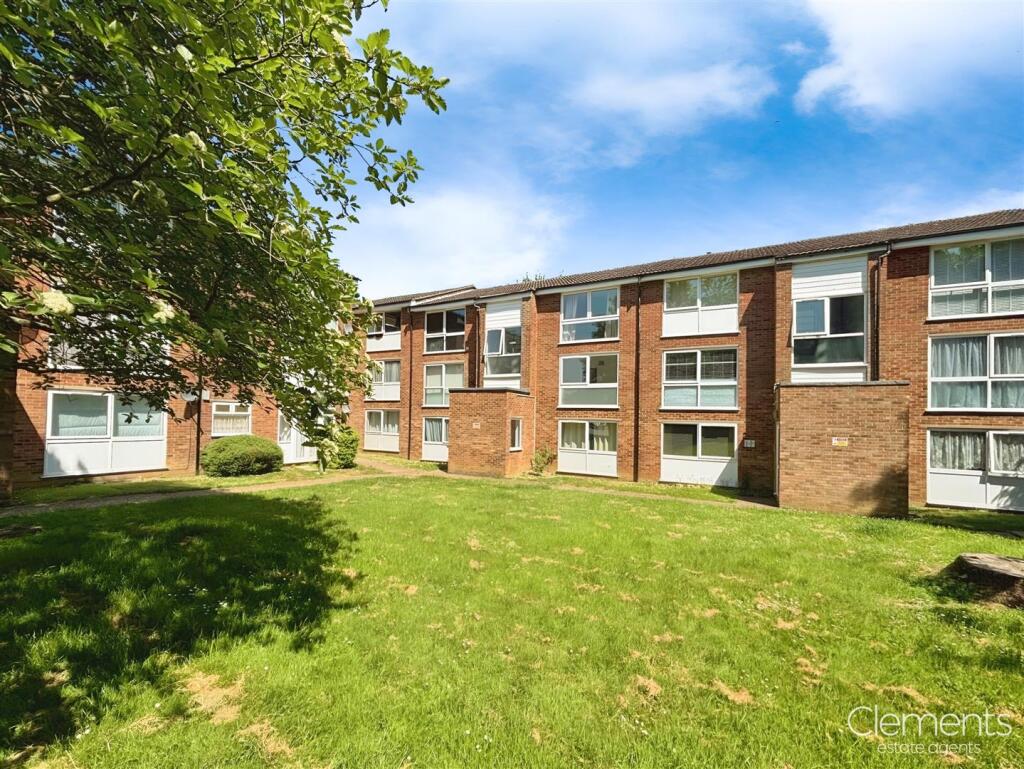 Main image of property: Epping Green, Hemel Hempstead