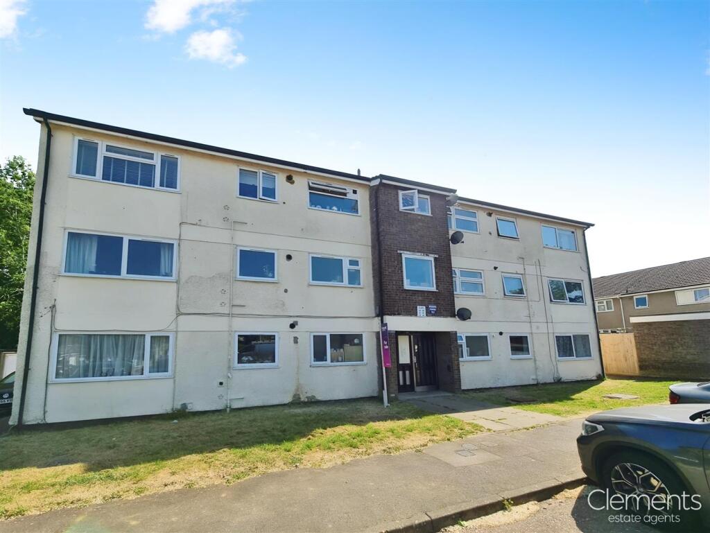 Main image of property: Yeomans Ride, Hemel Hempstead