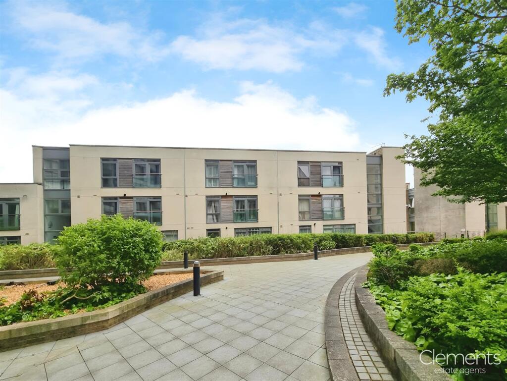 Main image of property: Cotterells, Hemel Hempstead