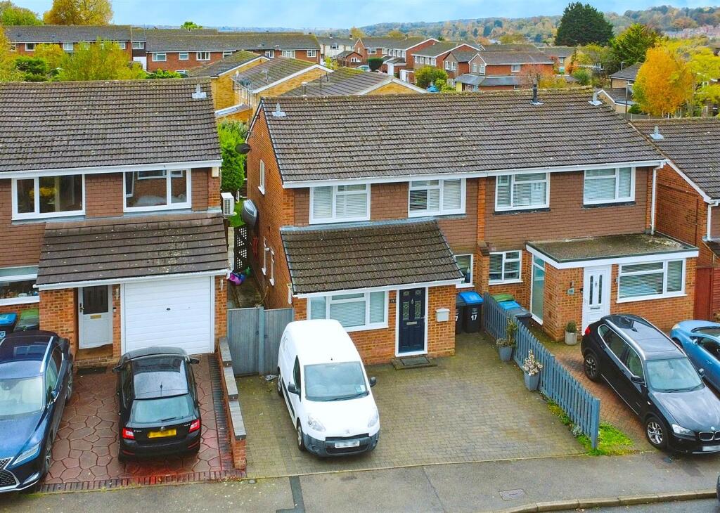 Main image of property: Wroxham Avenue, Hemel Hempstead