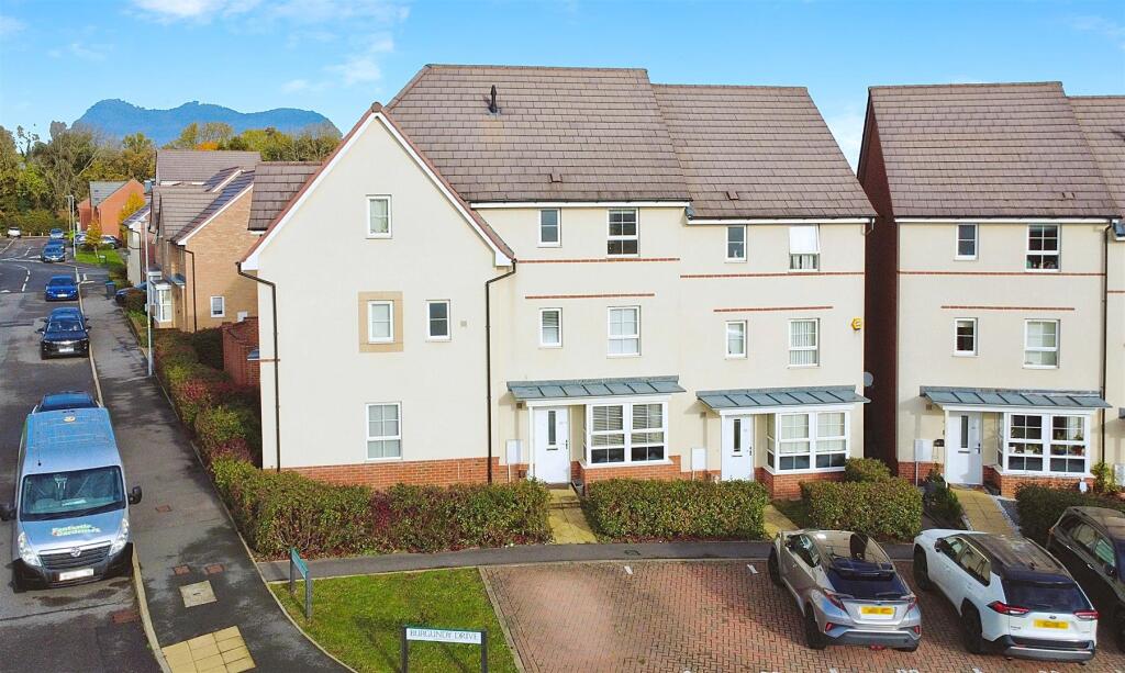 Main image of property: Burgundy Drive, Hemel Hempstead